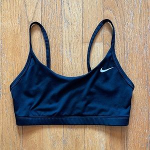 Nike, Victory Women’s Light Support Sports Bra, M, Black